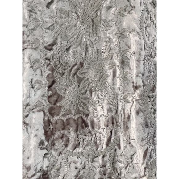 Soft Surroundings Floral Embroidered Velvet V-Neck Shift Dress Gray Womens PXS - Picture 3 of 9